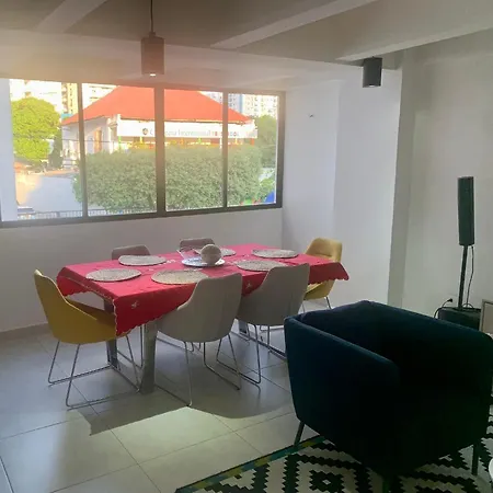 Habitación en casa particular Apto Confortable Barrio Manga, Cerca Al Centro Historico, Bahia Y Playas Cartagena